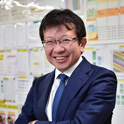 代表取締役社長新井重樹